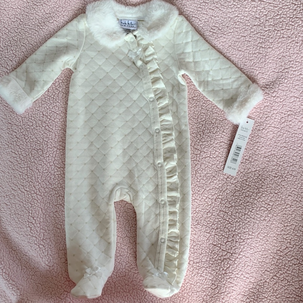 6-9mo NWT Nicole Miller baby girl faux fur detail ivory footie one-piece